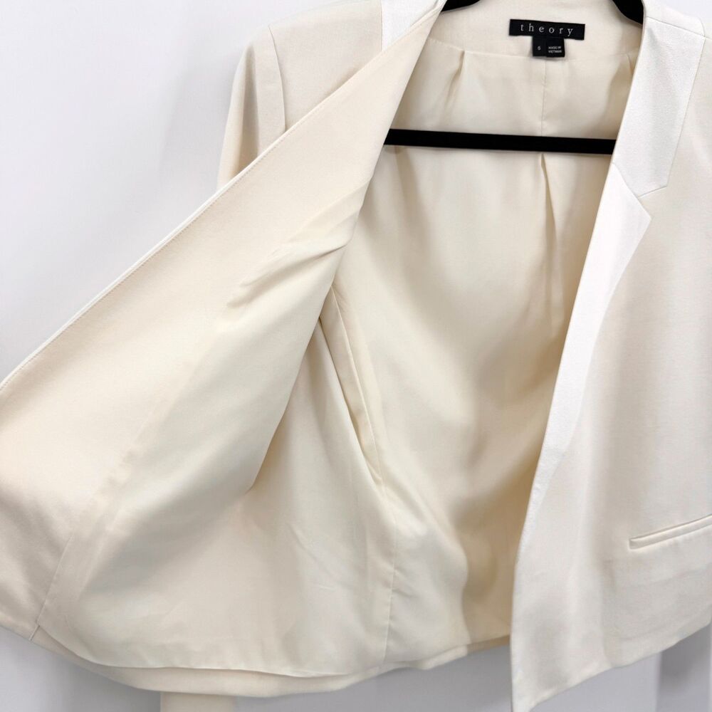 THEORY Cream Nabiel C Modern Virgin Wool Satin Lapel Buttonless Blazer Size 6 - Picture 4 of 9